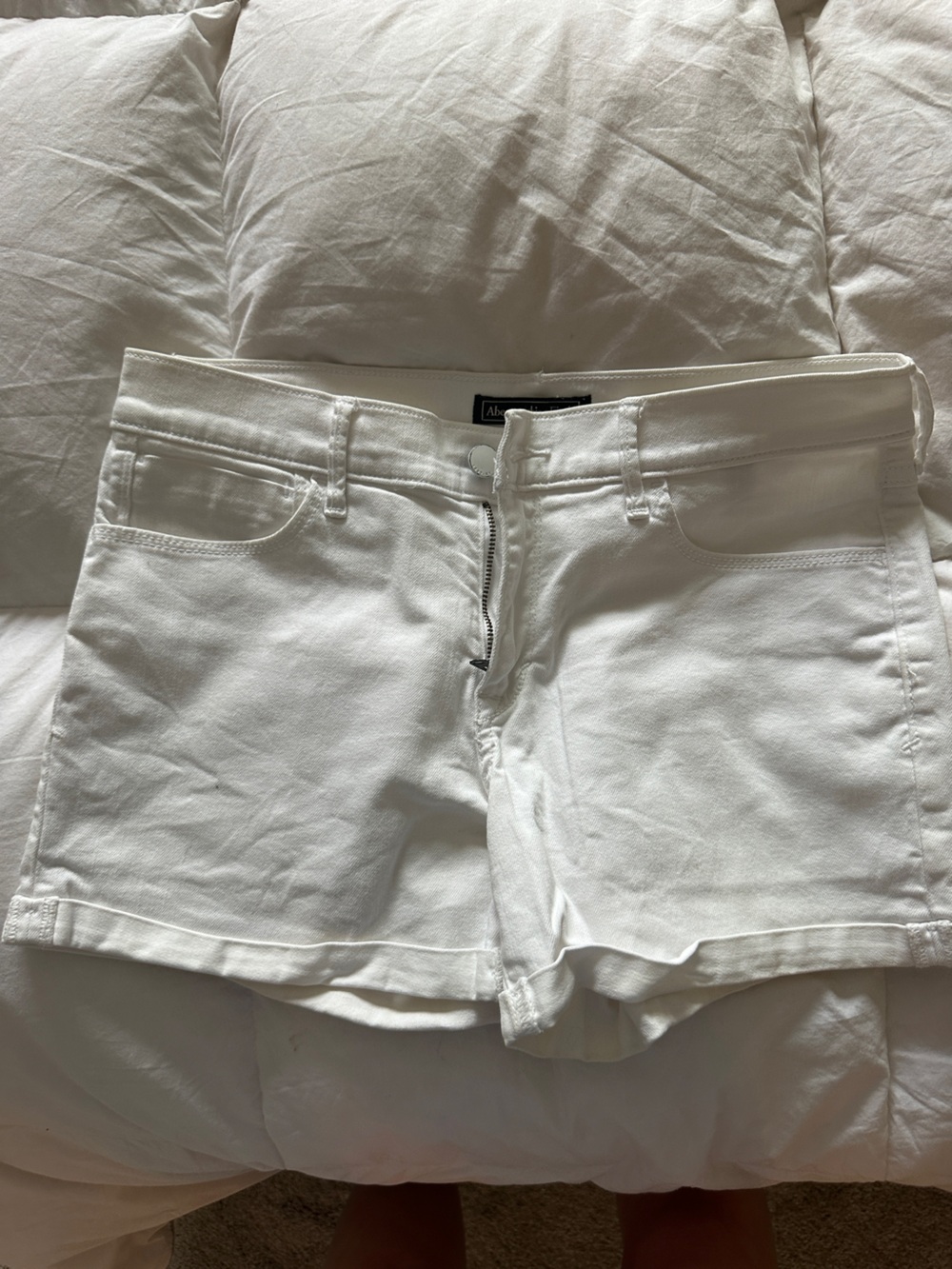 98% cotton white Abercrombie shorts